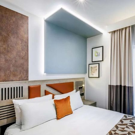 Spark By Hilton London รอมฟอร์ด ภายนอก รูปภาพ