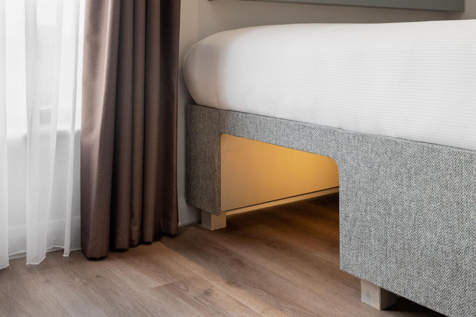 Spark By Hilton London รอมฟอร์ด ภายนอก รูปภาพ