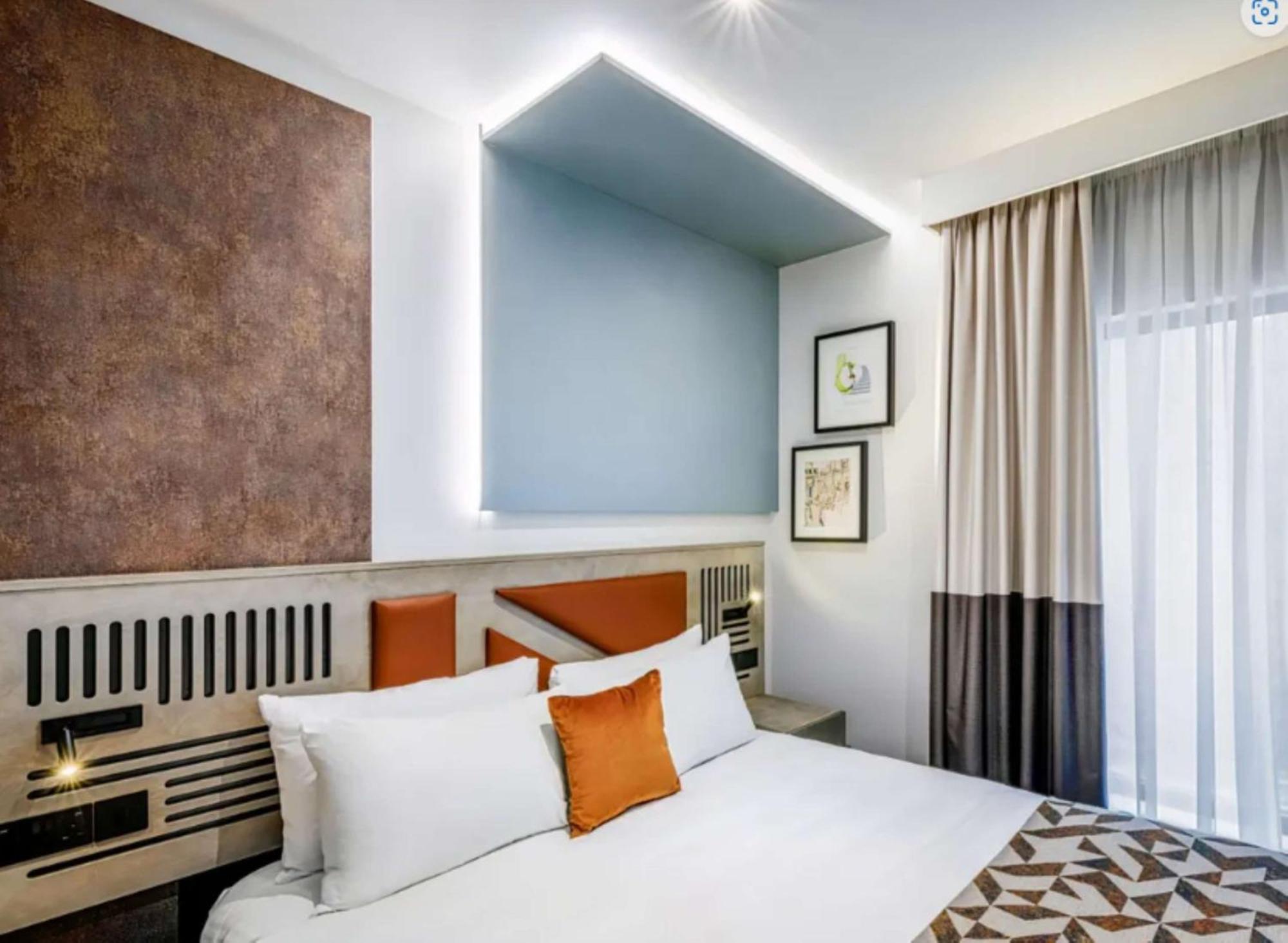 Spark By Hilton London รอมฟอร์ด ภายนอก รูปภาพ